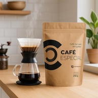 cafe-e-selecionados-frutado-graos-cafe-especial-conceito-em-kit