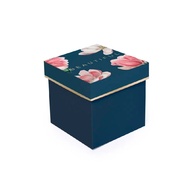 Caixa Cubo Pretty Magnolia: Elegância para Presentes - imagem 1