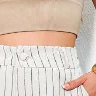 Calça Listrada Elegante: Leveza e Estilo! - imagem 1
