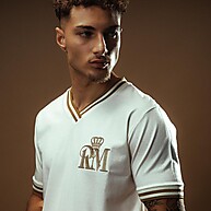 Camisa Real Madrid Retrô nº 10 Oficial - Estilo e História - imagem 1