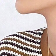 Camiseta Casual Listrada Lovito: Estilo e Conforto em Um Só Look - imagem 1