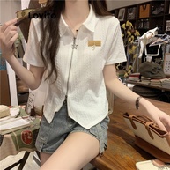 Camiseta Lovito com Zíper: Estilo e Conforto! - imagem 1