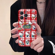 Capa Hello Kitty Xadrez: Estilo e Proteção! - imagem 1
