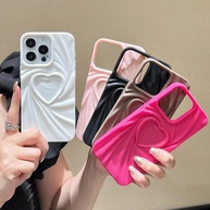 Capa iPhone Coração 3D: Proteção e Estilo! - imagem 1
