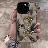 Capa Xiaomi Cobra Dourada: Luxo e Proteção - imagem 1