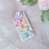 Capinha Kawaii 3D: Seu Celular Mais Divertido! - imagem 4