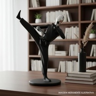 Estatueta de Carate em Poliresina Preta 27 cm - Decoração Moderna e Versátil - imagem 5