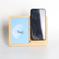 Carregador Wireless 4 em 1: Base de Bambu + Porta Fotos - imagem 1