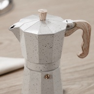 Cafeteira Italiana Moka: Café Expresso em Casa - imagem 2