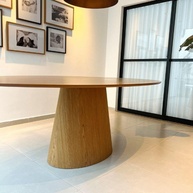 Mesa de Jantar Oval Freijó: Elegância para sua Casa - imagem 2