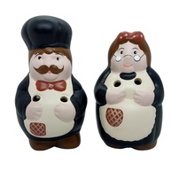 Casal Cozinheiro em Cerâmica Artesanal - Decoração Rústica para Cozinha (Preto) - imagem 1