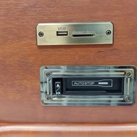 Vitrola Raveo Spazio: Reviva Seus Discos com Bluetooth, CD, Cassete e Mais! - imagem 4