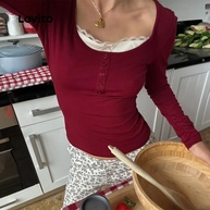 Camiseta de Renda Lovito: Elegância Casual - imagem 2