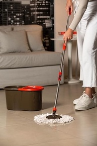 Mop Giratório com Sistema de Centrifugação - Limpeza Prática e Higiênica - imagem 3