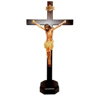 Crucifixo de Mesa com Cristo Chagado em Resina 50 cm - Artcruz | Decoração Religiosa Elegante e Devocional - imagem 1