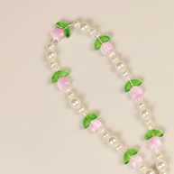 Strap de Celular Tulipa de Vidro e Pérolas: Charme Floral - imagem 4