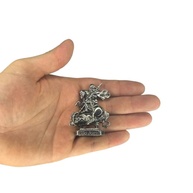 Escultura São Jorge 5,5 cm em Metal Niquelado - Proteção e Fé com Estilo - imagem 4