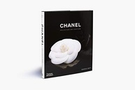 colecoes-historia-e-em-criacoes-elegancia-a-livro-da-chanel-a