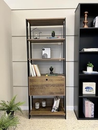 com-a-estante-preto-design-basculante-organizadora-e-pinho-porta-match-moderno-em-a