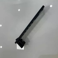 Trava para Janela Basculante Ajustável com Haste Reforçada - Segurança e Conforto para Banheiros - imagem 3