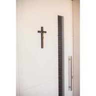 Crucifixo de Parede 23 cm em Madeira com Cristo em Metal - Decoração Religiosa Elegante - imagem 5