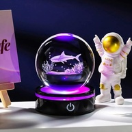 Estátua de Tubarão 3D em Cristal K9 com Base Iluminada Colorida - Presente Exclusivo para Amantes de Tubarões - imagem 5