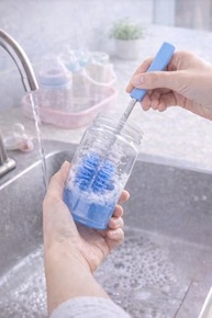 Kit Escova Lava Mamadeira e Copos com Escova para Bicos - Cerdas em Polipropileno, Ponta com Esponja, Cabo Curto, Limpeza Completa e Segura (AZUL) - imagem 3