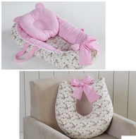 Kit Ninho Redutor para Berço de Bebê com Travesseiro e Almofada de Amamentação - Floral Rosa - imagem 1