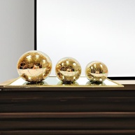 Kit Trio Bolas de Vidro Craquelado Dourado com Bandeja Espelho - Decoração Elegante e Moderna - imagem 1