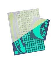 Kit 200 Adesivos Fotoluminescentes Estrelas, Lua e Cometas Neon - Brilham no Escuro com Qualidade Premium - imagem 2