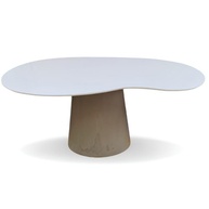 Mesa de Jantar Orgânica 160x90cm: Design e Conforto - imagem 2