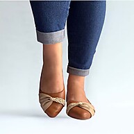 Sapatilha Terracota com Cordão: Elegância e Conforto - imagem 1