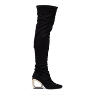 Bota Over Domidona: Elegância e Conforto - imagem 2