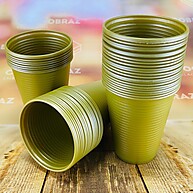 Copos Dourados Perolados: Festa Elegante! - imagem 1
