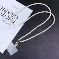 Cordão de Celular com Pérolas: Elegância e Segurança - imagem 1