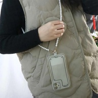 Cordão de Celular com Pérolas: Elegância e Segurança - imagem 4