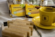Biscoito Wafer Rancheiro Morango 78g – Leve, Crocante e Vegano, Recheio Cremoso de Morango - imagem 3