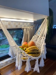 Redinha de Crochê Multiuso: Charme e Organização para Kombi, Motorhome e Caminhão (Bege) - imagem 4