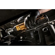 DEWALT XTREME 12V MAX: Chave Catraca Sem Fio Potente e Compacta (DCF503B) - imagem 5