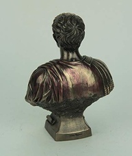 Estatueta de Júlio César em Resina - Acabamento Bronze Metálico | 19cm | Detalhes Pintados à Mão - imagem 5