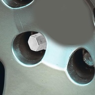 KALLORY Porca de Roda de Aço: Segurança e Estilo para seu Veículo (Kit 3 Peças) - imagem 4
