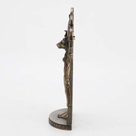 Estátua de Arte de Parede Sekhmet - Deusa Egípcia com Asas | Escultura em Bronze com Detalhes Foscos - imagem 5