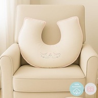 Almofada de Amamentação Brubrelel em Linho com Bordado Valentina - Conforto Anatômico para Mamãe e Bebê - imagem 5