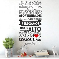 Adesivo Decorativo de Parede 'Nesta Casa' - 1,15m x 59cm - Família e Coração - imagem 1