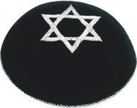 Kipa Judaica Estrela de Davi em Crochê Preto com Detalhes em Prata - De Israel - imagem 1