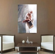 Quadro Decorativo Mão de Jesus Cristo 90x60cm - Canvas Premium com Moldura de Madeira Maciça - imagem 3