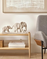 Esculturas de Elefantes em Polirresina - Decoração Elegante e Duradoura para Ambientes - imagem 3