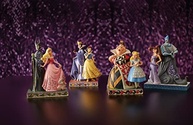 Estatueta Disney Traditions por Jim Shore - Branca de Neve e Rainha Mal | Coleção Exclusiva em Resina - imagem 3