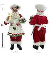 Papai Noel Cozinheiro com Casa de Pão de Gengibre - Decoração de Natal em Resina - imagem 4