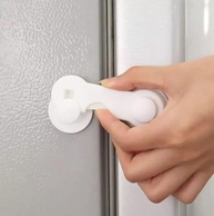 Kit 6 Travas de Segurança para Portas, Gavetas e Geladeiras - Branco | Proteja sua Casa com o Poderoso Adesivo 3M - imagem 3